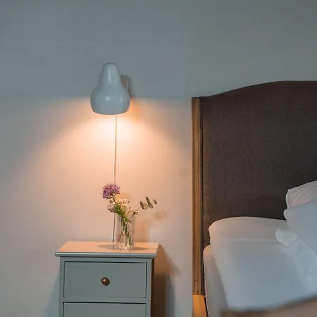 Brolokke Herregard Hotel Humble