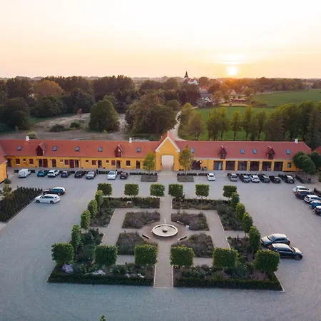 Broløkke Herregård Hotel *