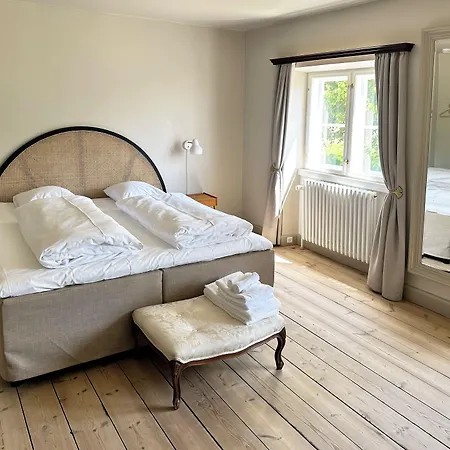 Brolokke Herregard Hotel
